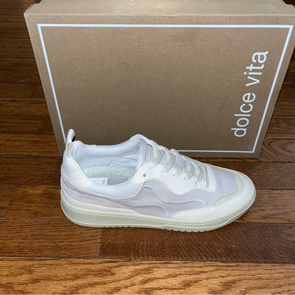 Dolce Vita Leather Adella Lace Up Sneakers Off White Women’s Size 8 - Picture 3 of 12